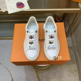 Picture of Louis Vuitton Shoes _SKULVsz35-45TF022312863